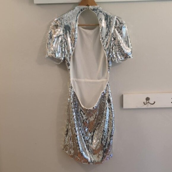 Lulu's Silver Sequin Mini Dress - Picture 2 of 4